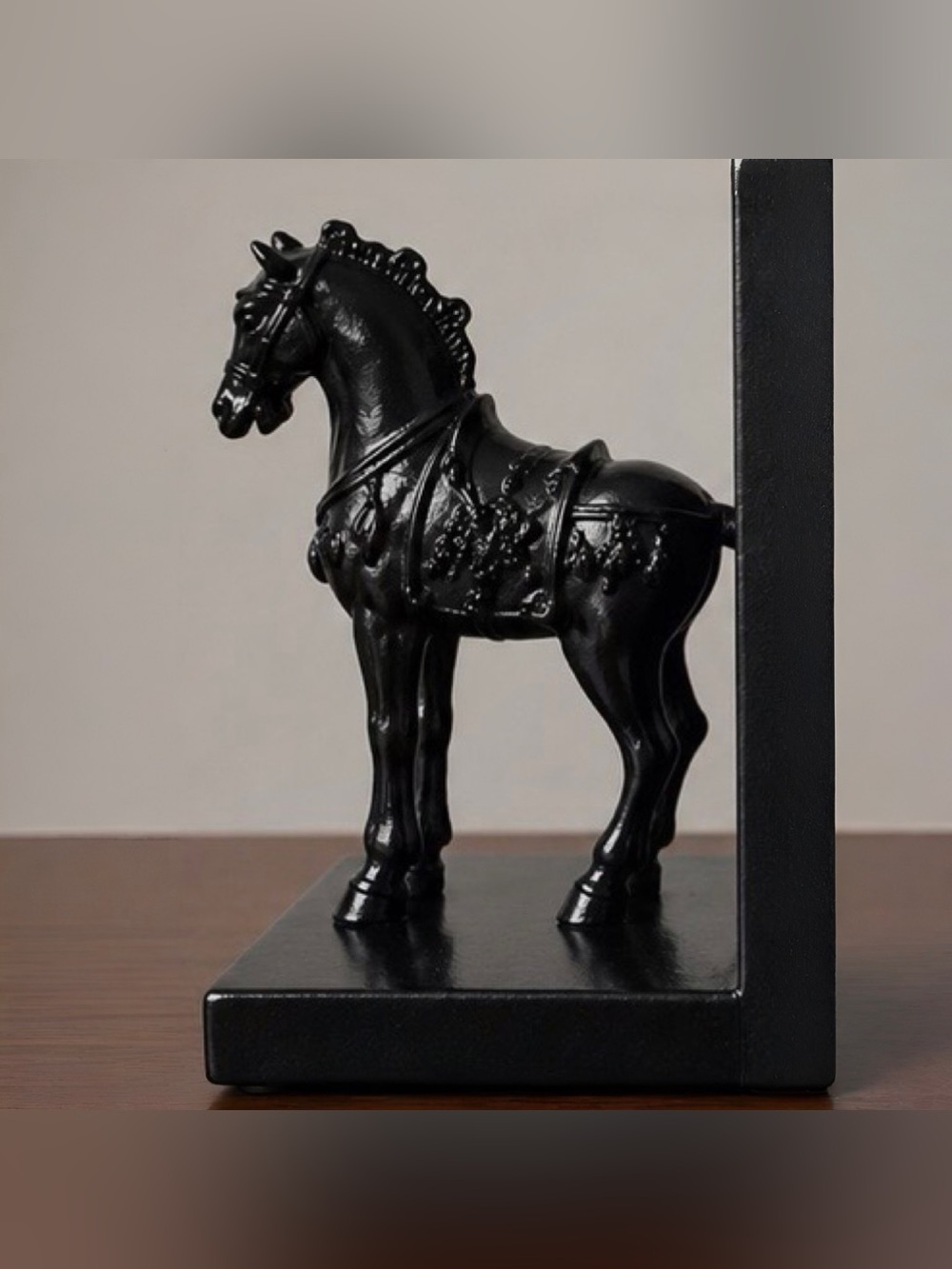 Vintage Black Horse Bookends — Decorative Shelf Support - Picture 2 of 8